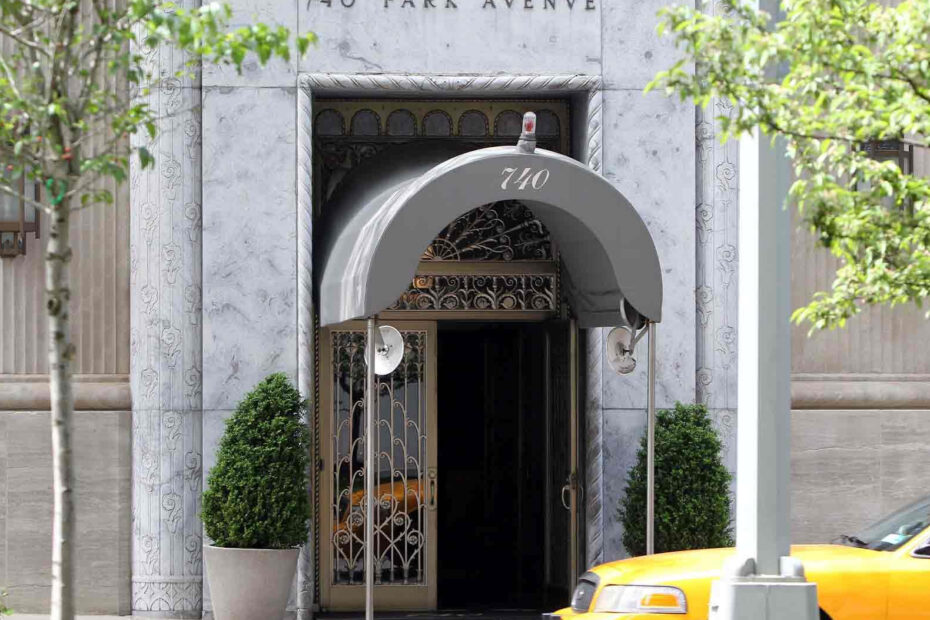 Entrance to 740 Park Avenue Ny Ny