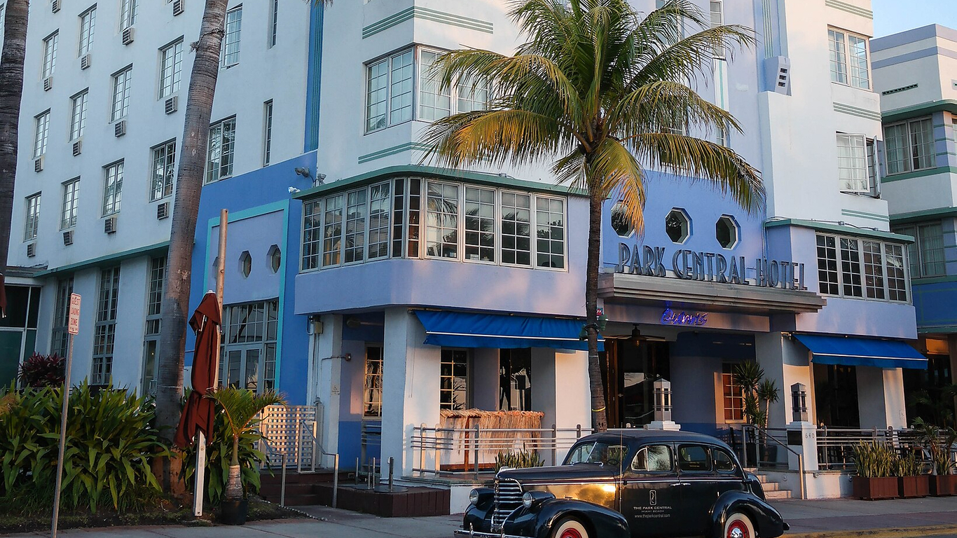 Park Central Hotel Miami Beach By Henry Hohauser Art Deco