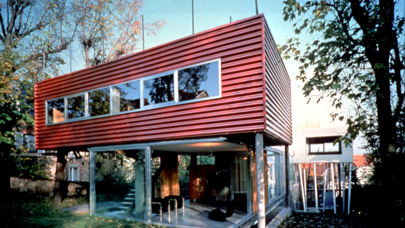 Villa Dall'Ava by Architect Rem Koolhaas Post Modern Villa Savoye